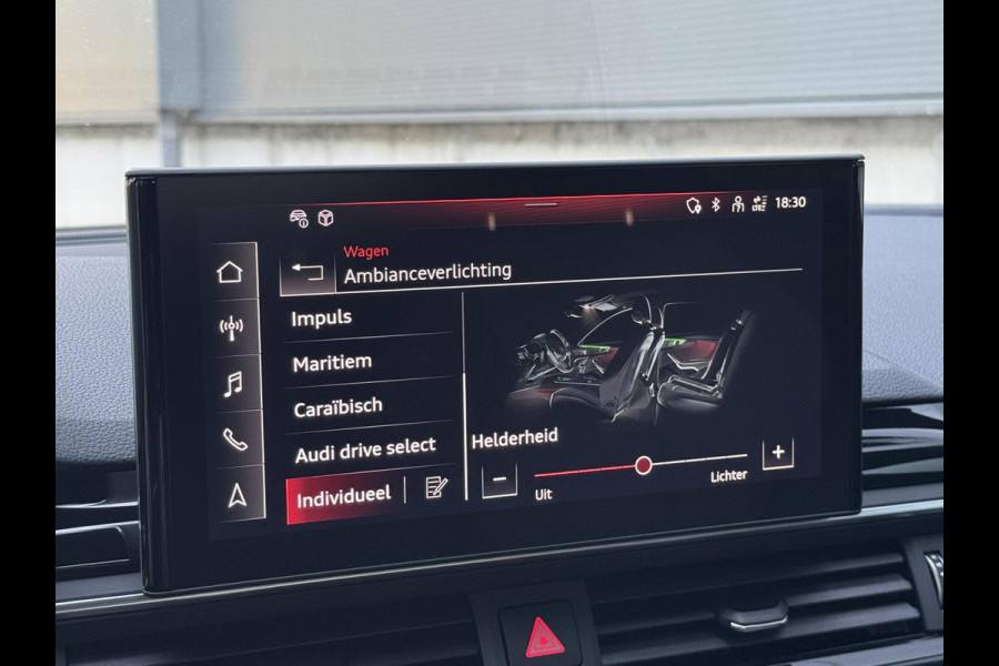 Audi A4 Avant 35 TFSI S edition Competition Automaat | Zwart optiek | Stoelverwarming | Google Navigatie | Apple CarPlay | Getint glas |