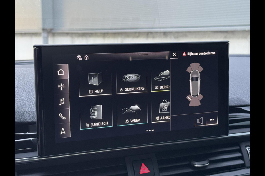 Audi A4 Avant 35 TFSI S edition Competition Automaat | Zwart optiek | Stoelverwarming | Google Navigatie | Apple CarPlay | Getint glas |