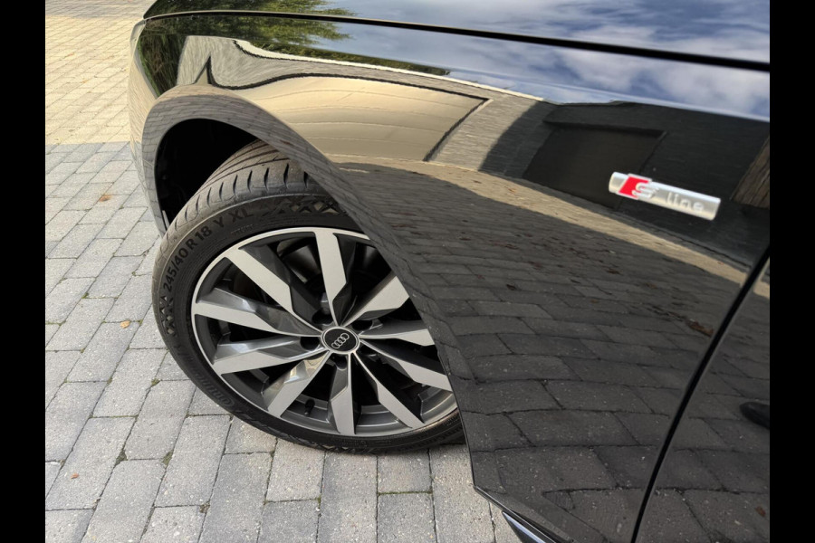 Audi A4 Avant 35 TFSI S edition Competition Automaat | Zwart optiek | Stoelverwarming | Google Navigatie | Apple CarPlay | Getint glas |