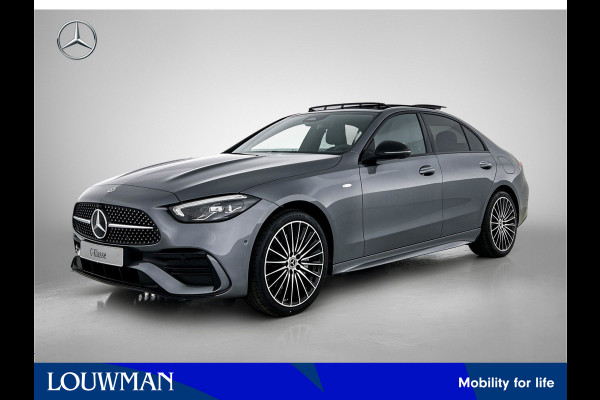 Mercedes-Benz C-Klasse 300 e Business Solution AMG | Trekhaak | Middenconsole metaalstructuur | Nightpakket | Panoramaschuifdak | Smartphone integratie | Parkeerpakket met 360°-camera | 19" multispaaks AMG-velgen |