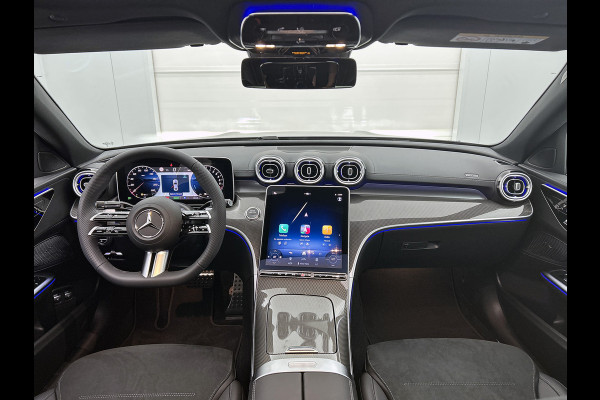 Mercedes-Benz C-Klasse 300 e Business Solution AMG | Trekhaak | Middenconsole metaalstructuur | Nightpakket | Panoramaschuifdak | Smartphone integratie | Parkeerpakket met 360°-camera | 19" multispaaks AMG-velgen |