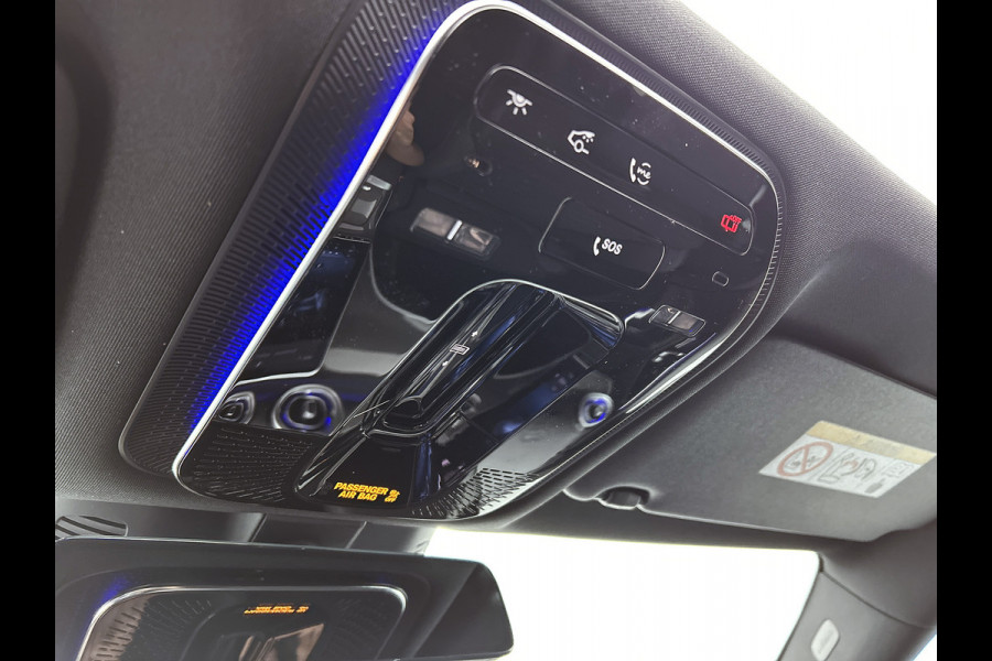 Mercedes-Benz C-Klasse 300 e Business Solution AMG | Trekhaak | Middenconsole metaalstructuur | Nightpakket | Panoramaschuifdak | Smartphone integratie | Parkeerpakket met 360°-camera | 19" multispaaks AMG-velgen |