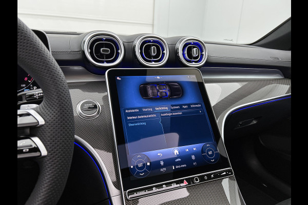 Mercedes-Benz C-Klasse 300 e Business Solution AMG | Trekhaak | Middenconsole metaalstructuur | Nightpakket | Panoramaschuifdak | Smartphone integratie | Parkeerpakket met 360°-camera | 19" multispaaks AMG-velgen |