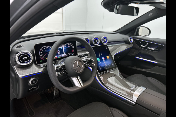 Mercedes-Benz C-Klasse 300 e Business Solution AMG | Trekhaak | Middenconsole metaalstructuur | Nightpakket | Panoramaschuifdak | Smartphone integratie | Parkeerpakket met 360°-camera | 19" multispaaks AMG-velgen |
