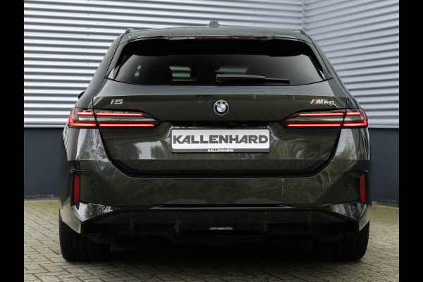 BMW i5 Touring M60 xDrive - Pano - Trekhaak - Driving Ass Prof - Onderstel Prof - Harman Kardon