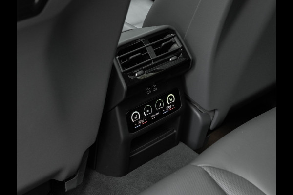 BMW i5 Touring M60 xDrive - Pano - Trekhaak - Driving Ass Prof - Onderstel Prof - Harman Kardon