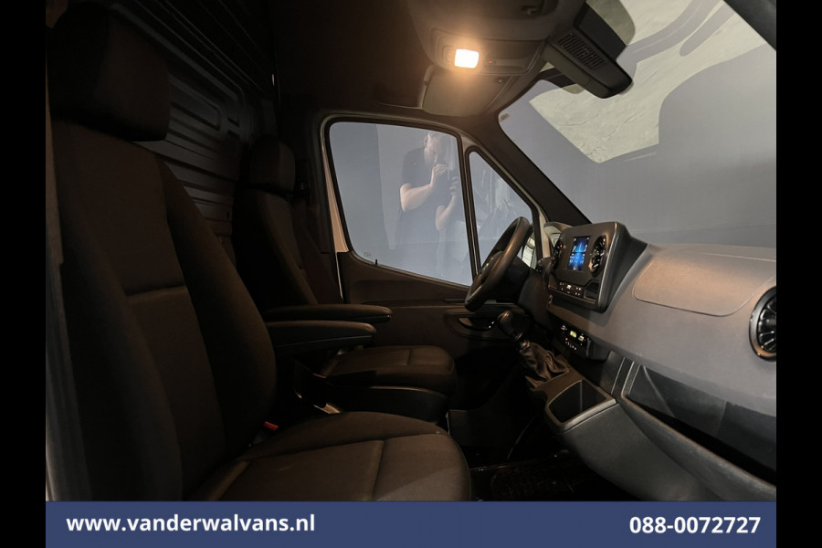 Mercedes-Benz Sprinter 317 CDI 170pk L2H2 Euro6 # Airco | Camera | Stoelverwarming | Apple Carplay Android auto, mbux