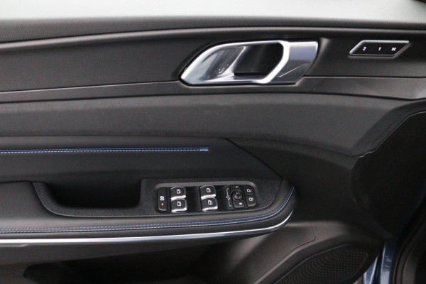Lynk & Co 01 1.5*PLUG-IN*PANO*ACC*CARPLAY*ECC
