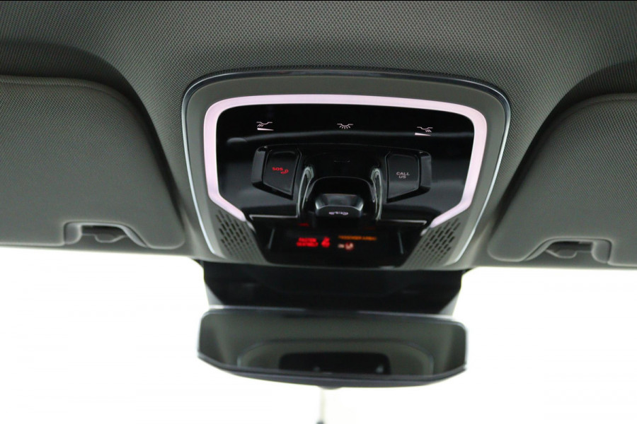 Lynk & Co 01 1.5*PLUG-IN*PANO*ACC*CARPLAY*ECC