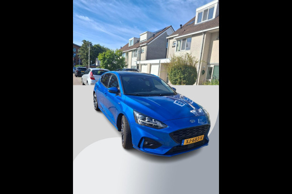 Ford Focus 1.0 EcoBoost ST Line Business 125pk Panorama dak | Achteruitrijcamera | Adaptieve Cruise | Winterpack | Full LED | B&O Audio | 18 inch velgen