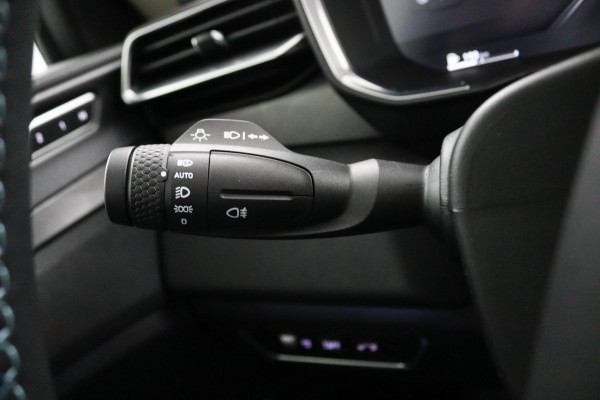 Lynk & Co 01 1.5*PLUG-IN*PANO*ACC*CARPLAY*ECC