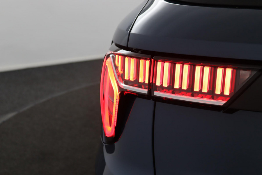 Lynk & Co 01 1.5*PLUG-IN*PANO*ACC*CARPLAY*ECC