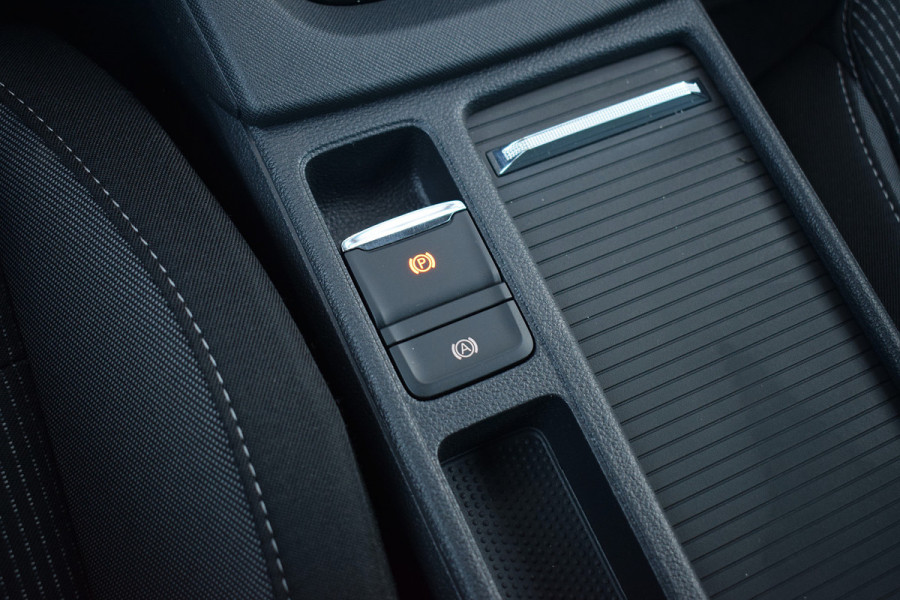 Škoda Octavia Combi 1.0 TSI Ambition | Trekhaak | Apple CarPlay | Virtual | Privacy