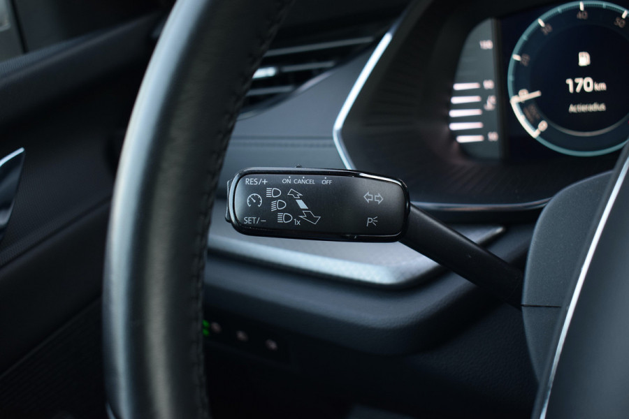Škoda Octavia Combi 1.0 TSI Ambition | Trekhaak | Apple CarPlay | Virtual | Privacy