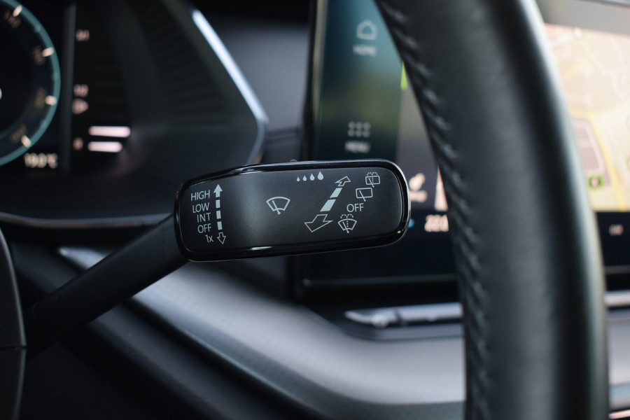 Škoda Octavia Combi 1.0 TSI Ambition | Trekhaak | Apple CarPlay | Virtual | Privacy