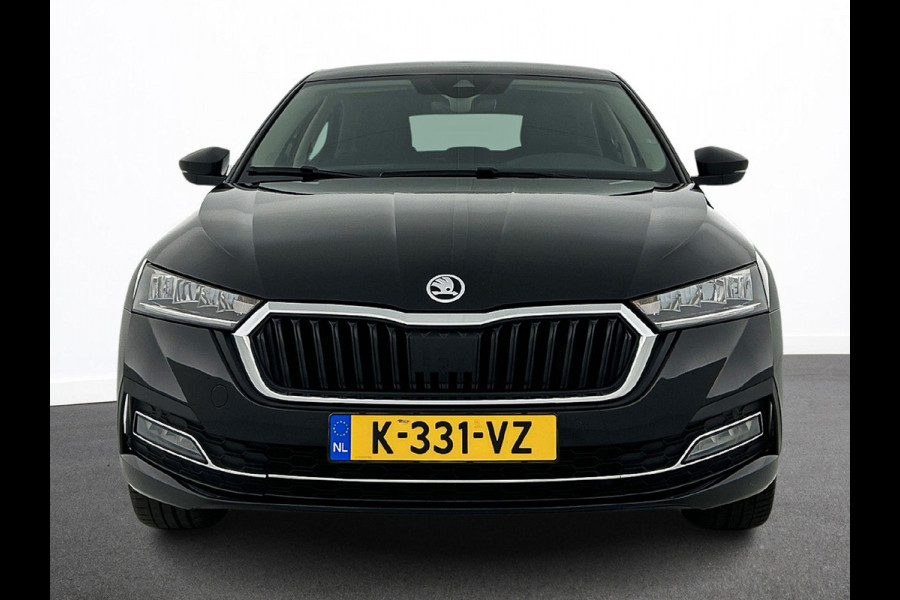 Škoda Octavia 1.0 TSI Business Edition Navigatie Airco Cruise Control Lichtmetalen velgen