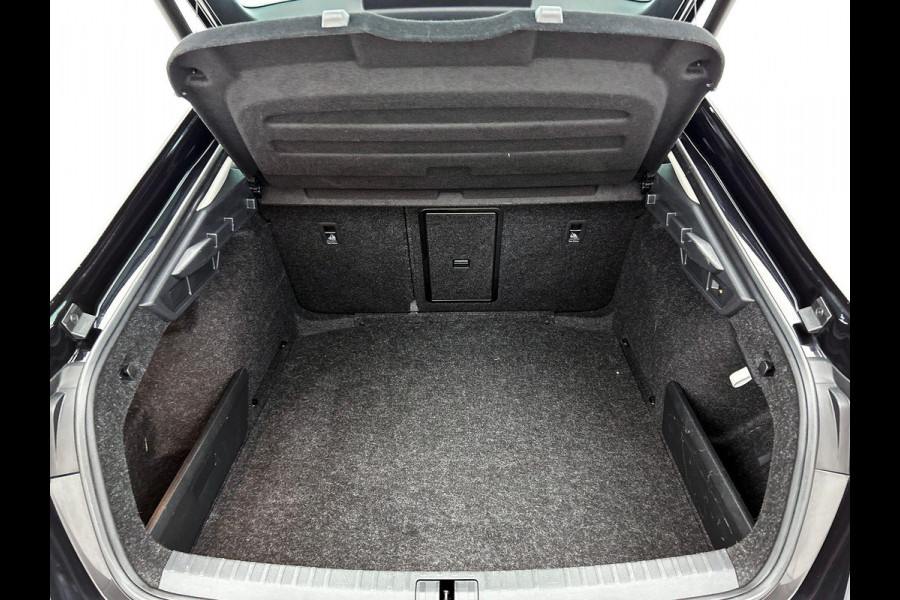 Škoda Octavia 1.0 TSI Business Edition Navigatie Airco Cruise Control Lichtmetalen velgen