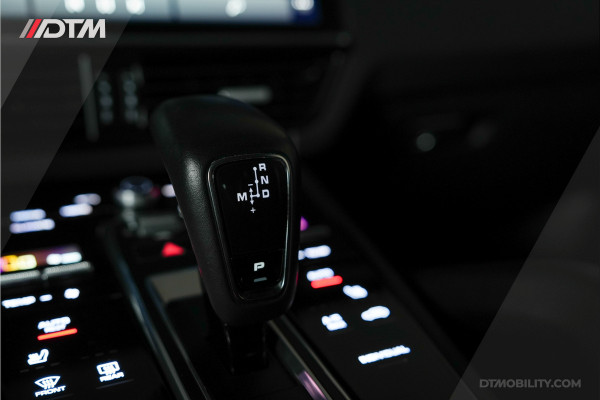 Porsche Cayenne 3.0 E-Hybrid Platinum | Chrono | Pano | 360 | Bose