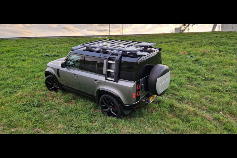 Land Rover Defender 3.0 P400 110 X-Dynamic HSE * V6 * EYE-CATCHER * LUXE UITV. !!