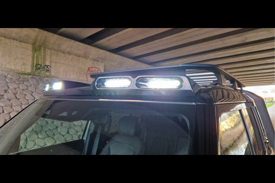 Land Rover Defender 3.0 P400 110 X-Dynamic HSE * V6 * EYE-CATCHER * LUXE UITV. !!