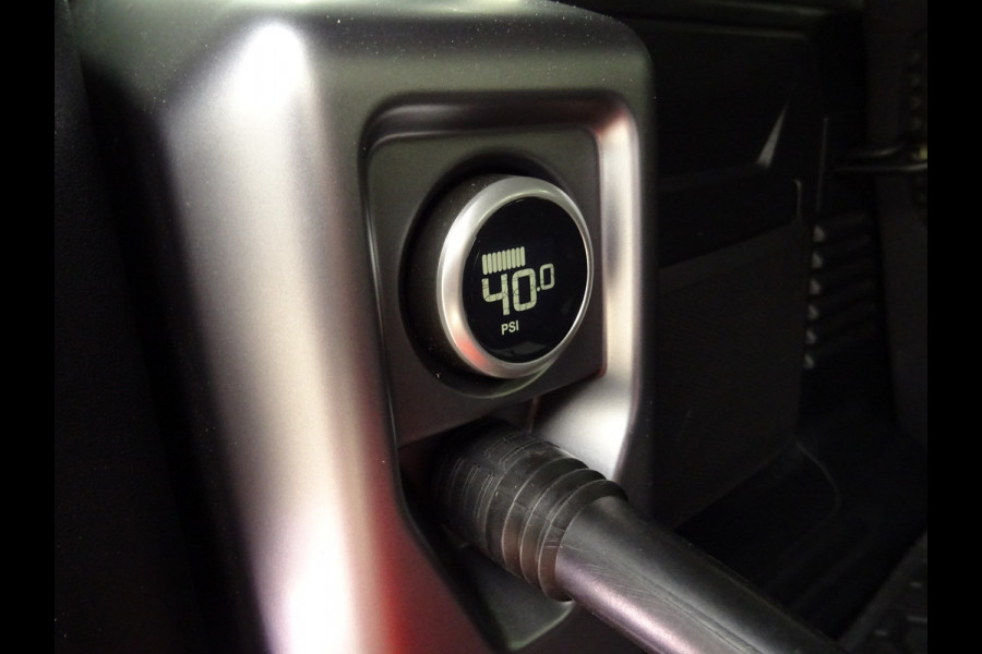 Land Rover Defender 3.0 P400 110 X-Dynamic HSE * V6 * EYE-CATCHER * LUXE UITV. !!