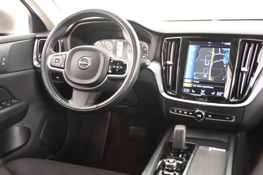 Volvo V60 2.0 B3 Geartronic *1ste Eigenaar*Navigatie*Trekhaak*