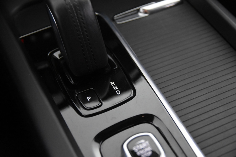 Volvo V60 2.0 B3 Geartronic *1ste Eigenaar*Navigatie*Trekhaak*