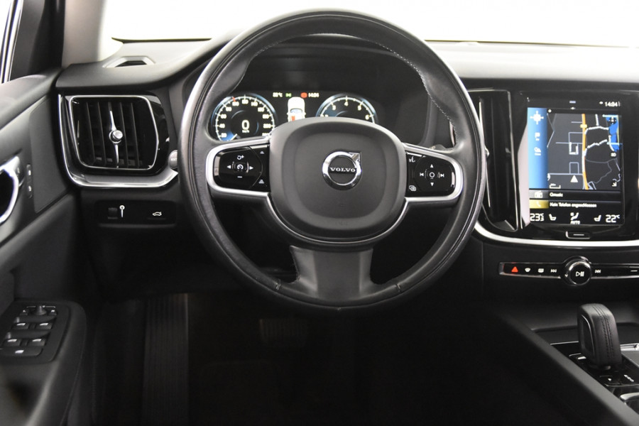 Volvo V60 2.0 B3 Geartronic *1ste Eigenaar*Navigatie*Trekhaak*