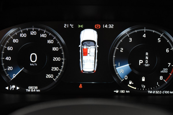 Volvo V60 2.0 B3 Geartronic *1ste Eigenaar*Navigatie*Trekhaak*