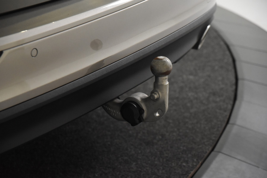 Volvo V60 2.0 B3 Geartronic *1ste Eigenaar*Navigatie*Trekhaak*