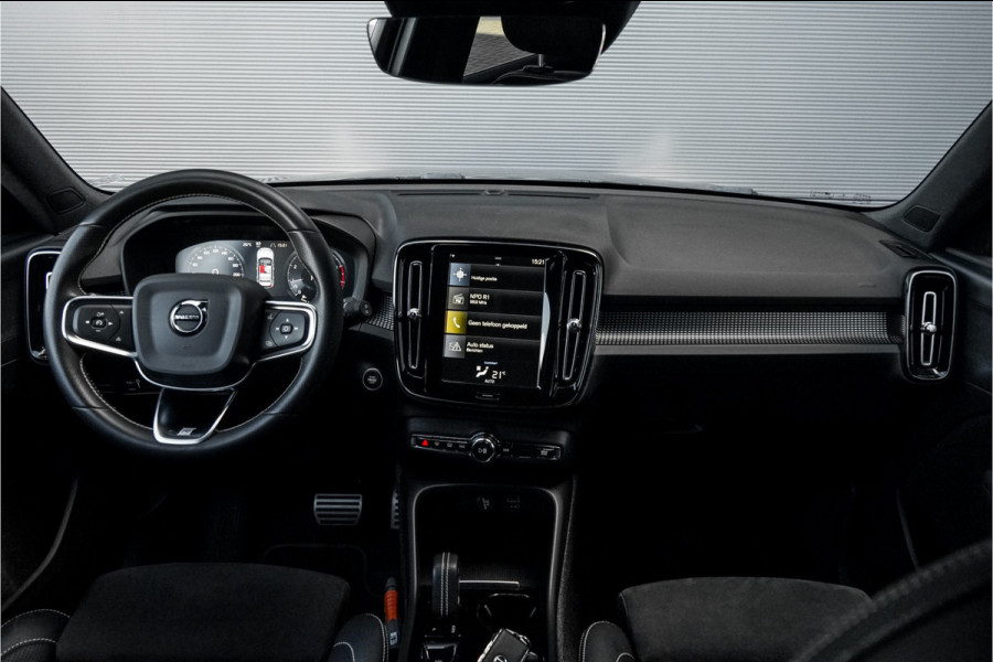 Volvo XC40 1.5 T3 R-Design 164PK Automaat ACC Camera 18"