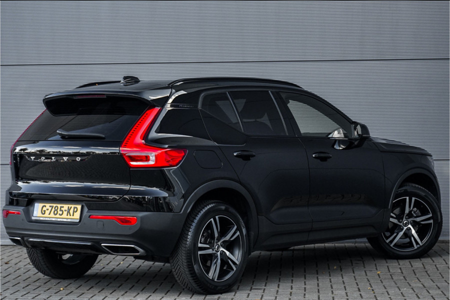 Volvo XC40 1.5 T3 R-Design 164PK Automaat ACC Camera 18"