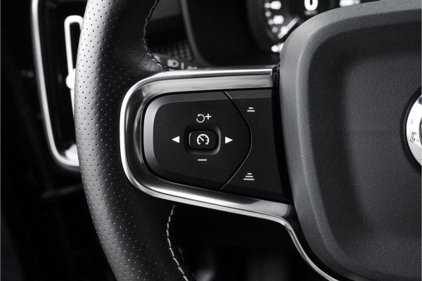 Volvo XC40 1.5 T3 R-Design 164PK Automaat ACC Camera 18"