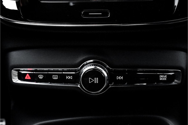 Volvo XC40 1.5 T3 R-Design 164PK Automaat ACC Camera 18"