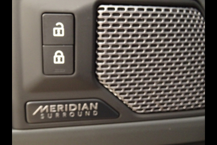 Land Rover Defender 3.0 P400 110 X-Dynamic HSE * V6 * EYE-CATCHER * LUXE UITV. !!