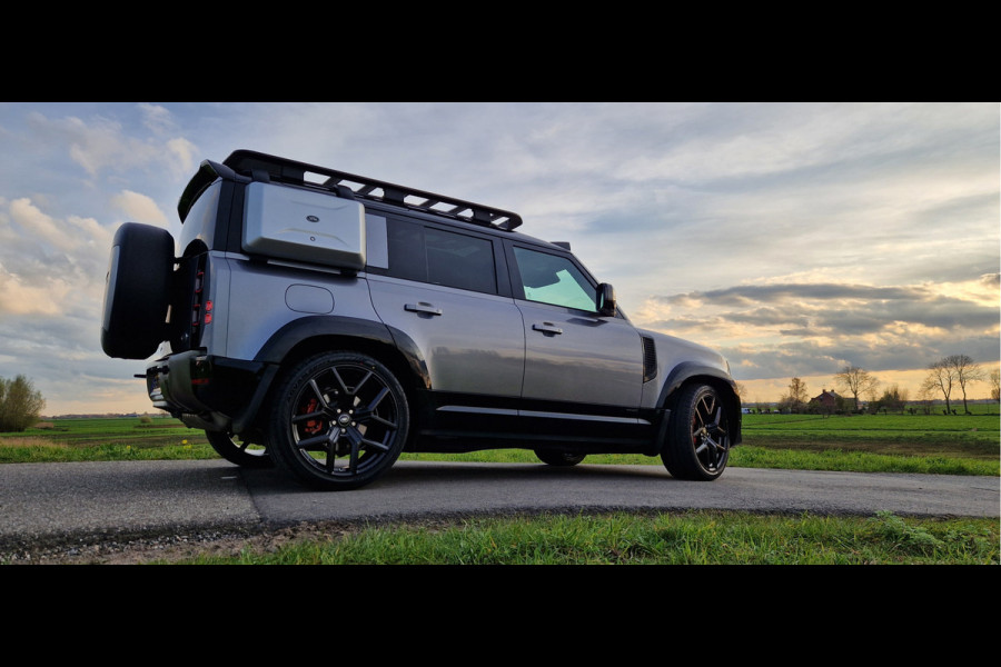 Land Rover Defender 3.0 P400 110 X-Dynamic HSE * V6 * EYE-CATCHER * LUXE UITV. !!