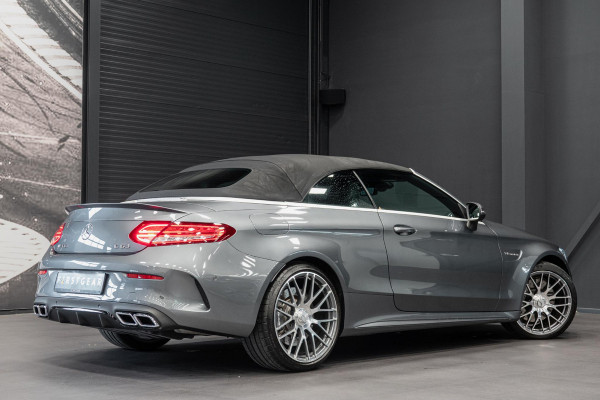 Mercedes-Benz C-Klasse Cabrio AMG 63 *Burmester / Memory / Head-Up Display / Stoelventilatie / Nekverwarming*
