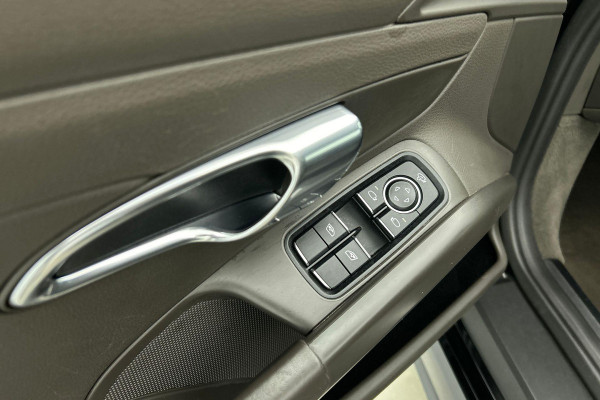 Porsche 718 Boxster 2.0 (Perfect OnderH, Sport Chrono, Sport Uitlaat, StoelV, Parkeersensoren, Navi, Cruise Con, Etc)