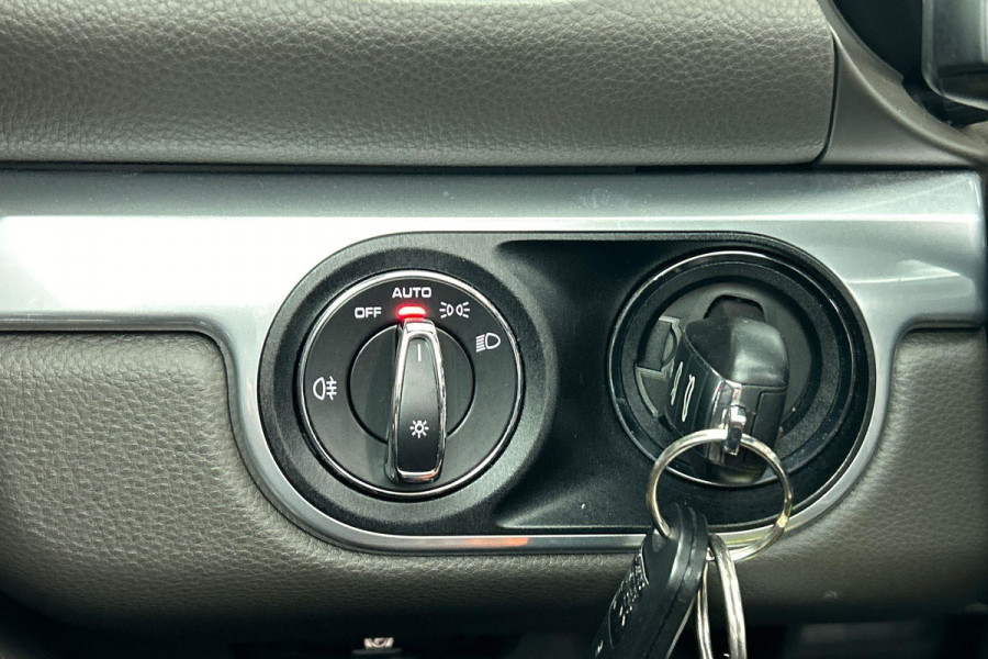 Porsche 718 Boxster 2.0 (Perfect OnderH, Sport Chrono, Sport Uitlaat, StoelV, Parkeersensoren, Navi, Cruise Con, Etc)
