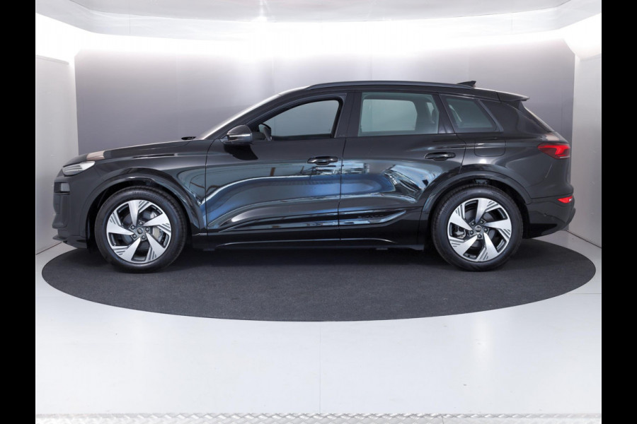 Audi Q6 S Edition e-tron perf 225kW/306pk 100Kwh Hatchback Audi Q6 e-tron S edition performance 100 kWh Omgevingscamera's, adaptive cruise control, ledkoplampen plus, stoelverwarming voor en achter, comfortpakket Audi Q6 S Edition e-tron perf 225kW/306pk 100Kwh Hatchback Audi Q6 e-tron S edition performance 100 kWh Omgevingscamera's, adaptive cruise control, ledkoplampen plus, stoelverwarming voor en achter, comfortpakket
