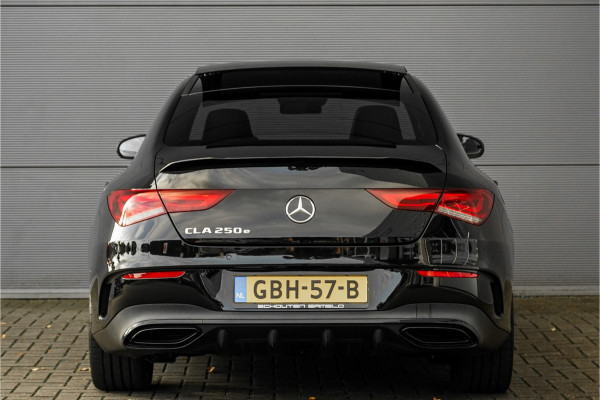 Mercedes-Benz CLA-Klasse 250 e Premium AMG Night Pano Camera Distronic 19"