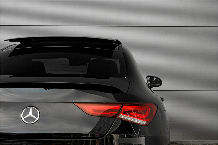 Mercedes-Benz CLA-Klasse 250 e Premium AMG Night Pano Camera Distronic 19"