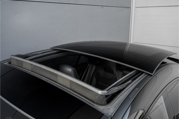 Mercedes-Benz CLA-Klasse 250 e Premium AMG Night Pano Camera Distronic 19"