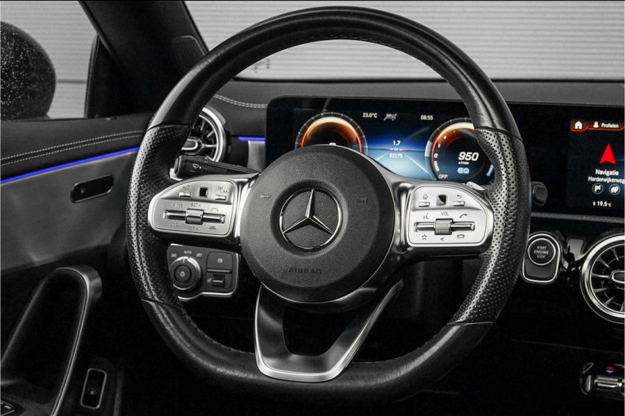 Mercedes-Benz CLA-Klasse 250 e Premium AMG Night Pano Camera Distronic 19"