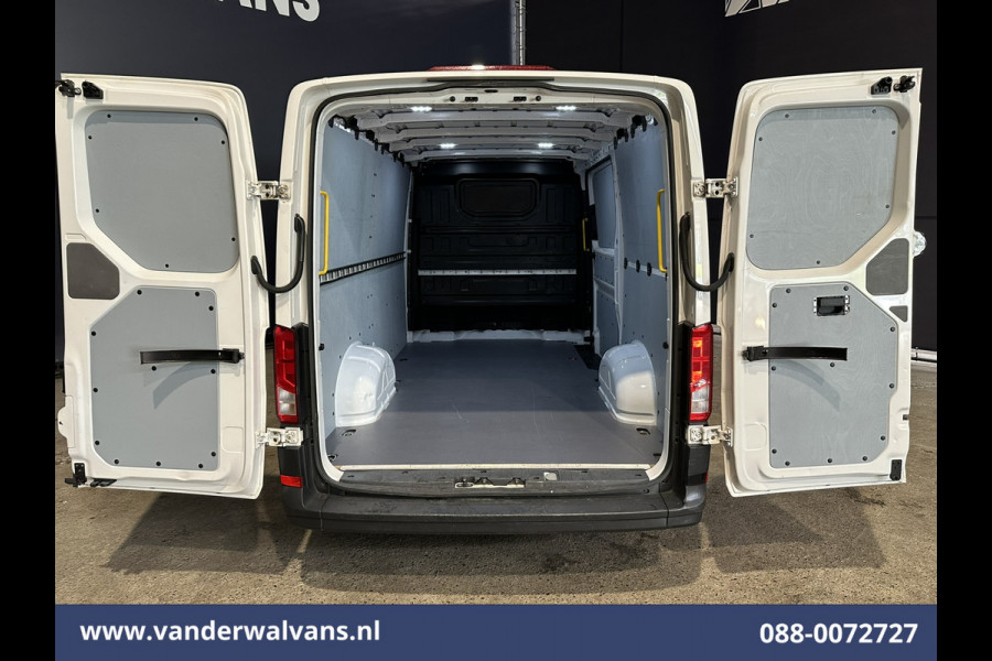 Volkswagen Crafter 2.0 TDI 140pk L3H2 L2H1 Euro6 # Airco | Cruisecontrol | Bijrijdersbank 3000kg trekvermogen