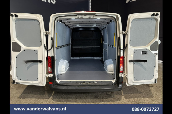 Volkswagen Crafter 2.0 TDI 140pk L3H2 L2H1 Euro6 # Airco | Cruisecontrol | Bijrijdersbank 3000kg trekvermogen
