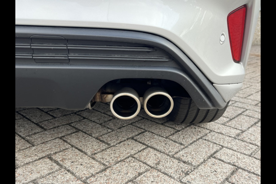Ford Focus 1.0 EBH ST Line X AUTOMAAT 155PK! DRIVERPACK! LEDER! 18INCH!
