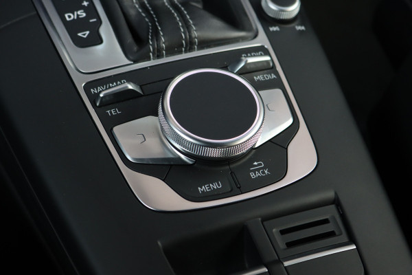 Audi A3 Sportback 1.5 TFSI CoD Sport S Line Edition | Automaat | 3x S-Line | Virtual Cockpit | Sportstoelen | Stoelverwarming | LED | Licht- en Regensensor |