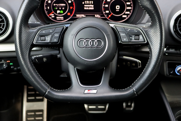 Audi A3 Sportback 1.5 TFSI CoD Sport S Line Edition | Automaat | 3x S-Line | Virtual Cockpit | Sportstoelen | Stoelverwarming | LED | Licht- en Regensensor |