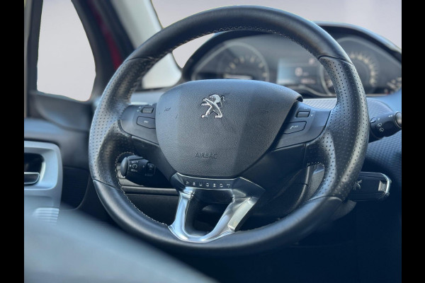Peugeot 208 1.2 PureTech AUTOMAAT Allure, 21000 km, 5 deurs, 1 e eigenaar, Nederlandse auto met nationale auto pas